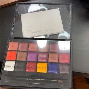 Anastasia pallets lipstick